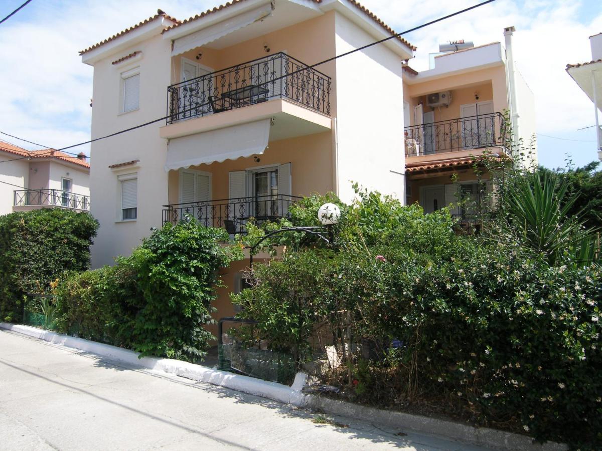 Efi Apartments Мирина Екстериор снимка